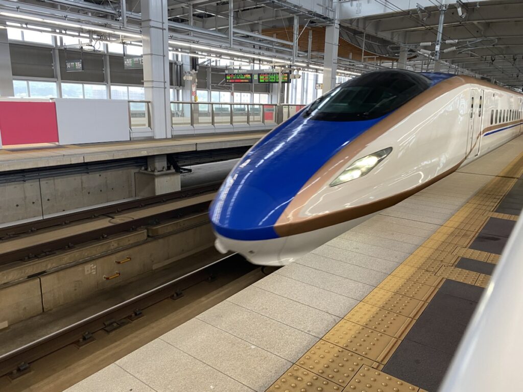 北陸新幹線
